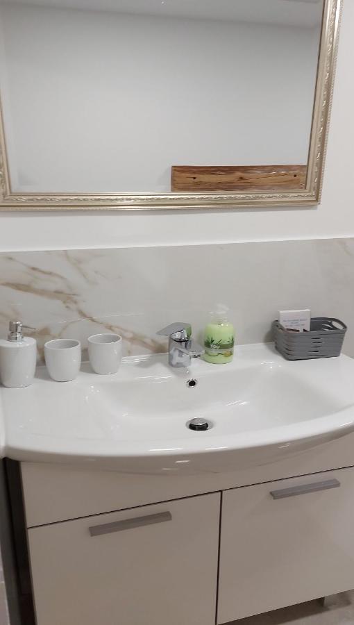 Apartment Hanny Lasko ภายนอก รูปภาพ