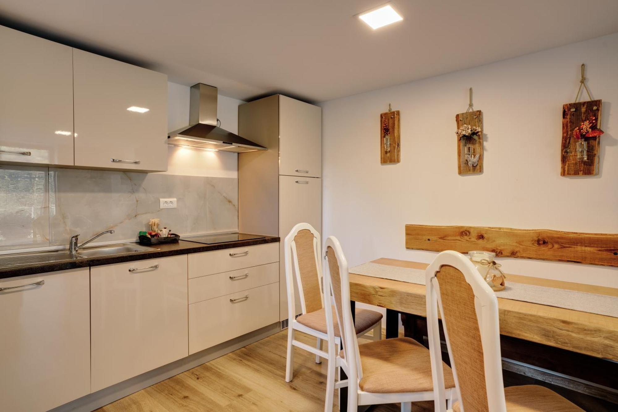 Apartment Hanny Lasko ภายนอก รูปภาพ