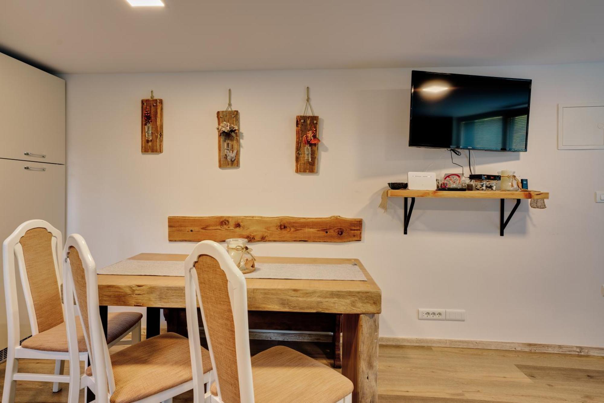 Apartment Hanny Lasko ภายนอก รูปภาพ